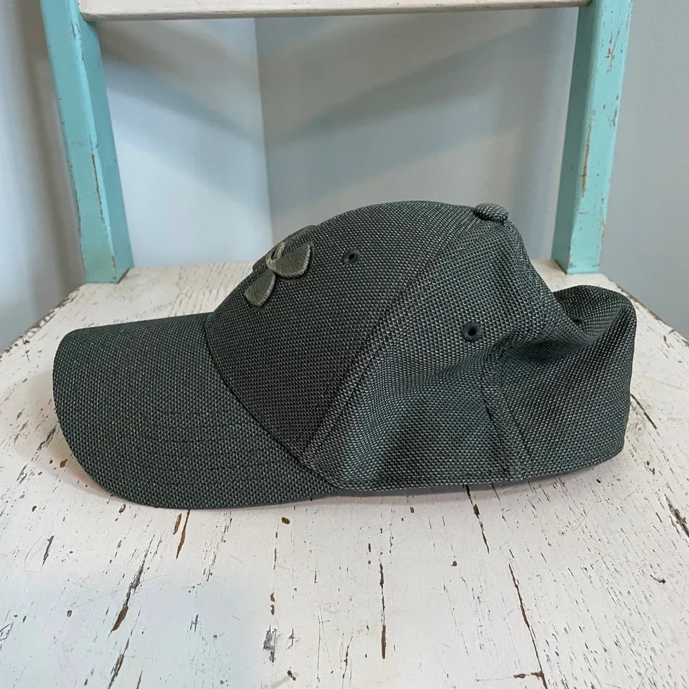 Under Armour Boys Blitzing 3.0 Hat Olive Green S/M 1305037-310